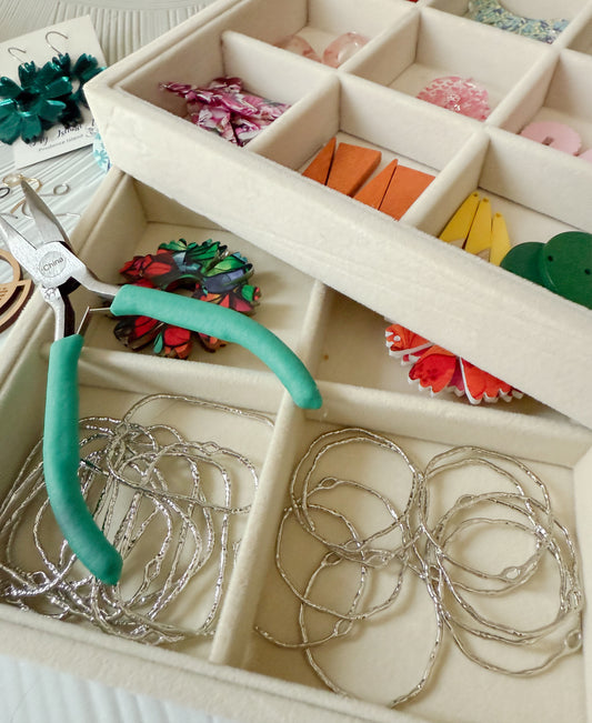 4/19 Driftwood Adorned Earring Bar Party